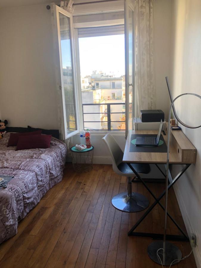 Appartement Tres Calme A 10Mn De Paris - Woman & Couples Only Courbevoie Eksteriør bilde